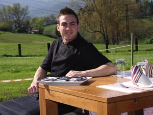 Stèphane García, en el porche de Laia Erretegia, Hondarribia